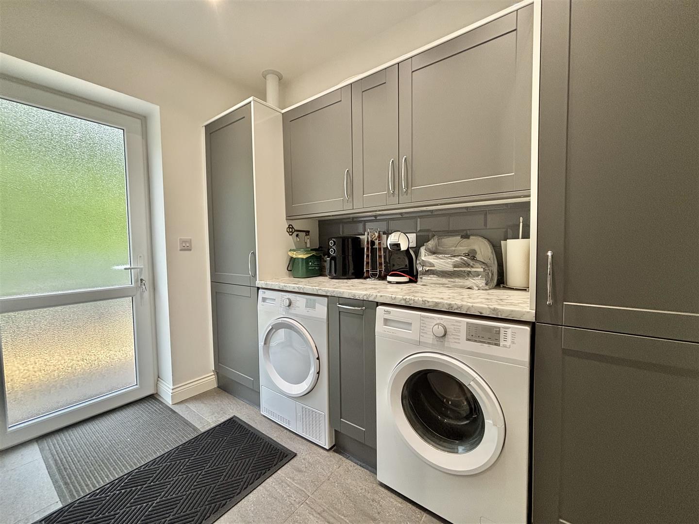 Voylart Close, Dunvant, Swansea